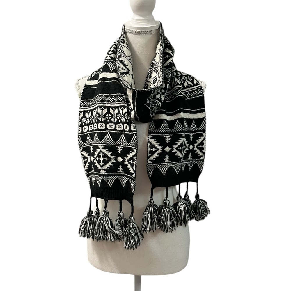 Berkshire Fashion Winter Fair Isle Print Knit Scarf Neck Warmer Tassels OS